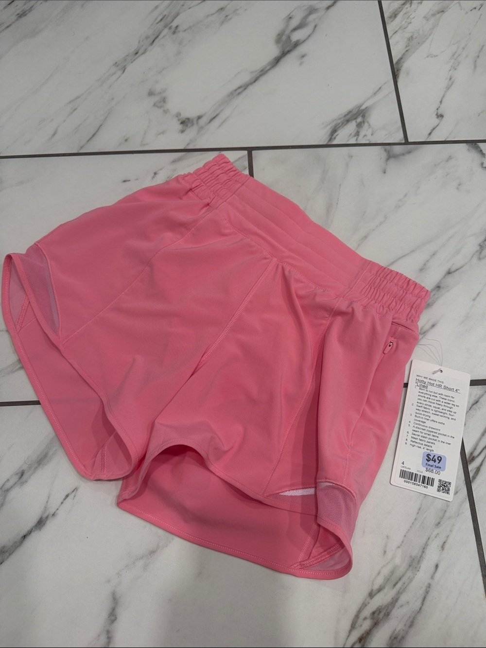 Lululemon Hotty hot HR shorts 4”